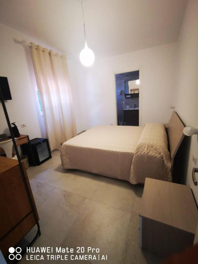 Costa Merlata Suite B&B Ostuni ヴィッラノーヴァ・ディ・オストゥーニ エクステリア 写真