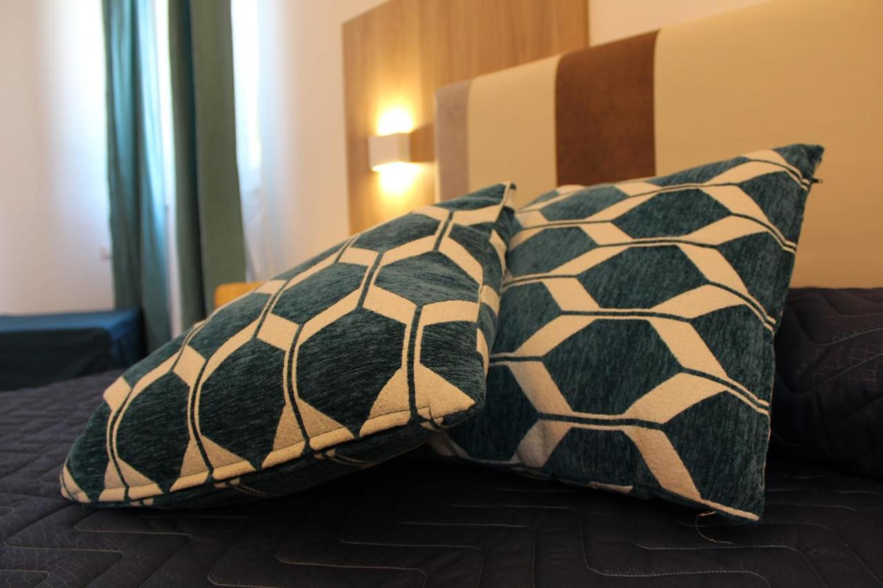 Costa Merlata Suite B&B Ostuni ヴィッラノーヴァ・ディ・オストゥーニ エクステリア 写真